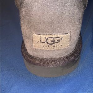 GREY UGG’s . WOMENS 9